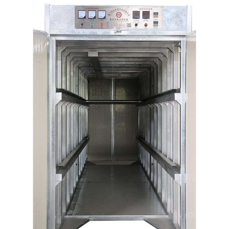 Salle de durcissement à température constante et humidité pour film composite